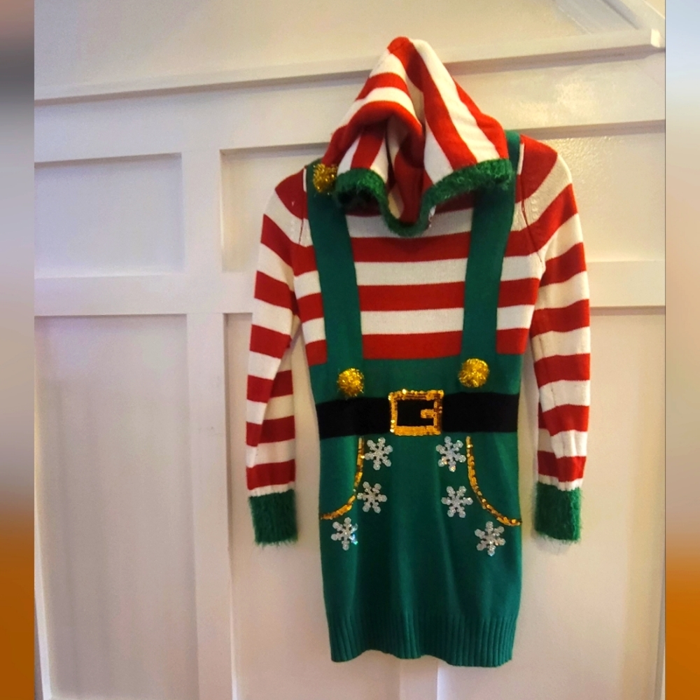 Small, Christmas dress